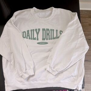 DAILY DRILLS SPORT CREWNECK